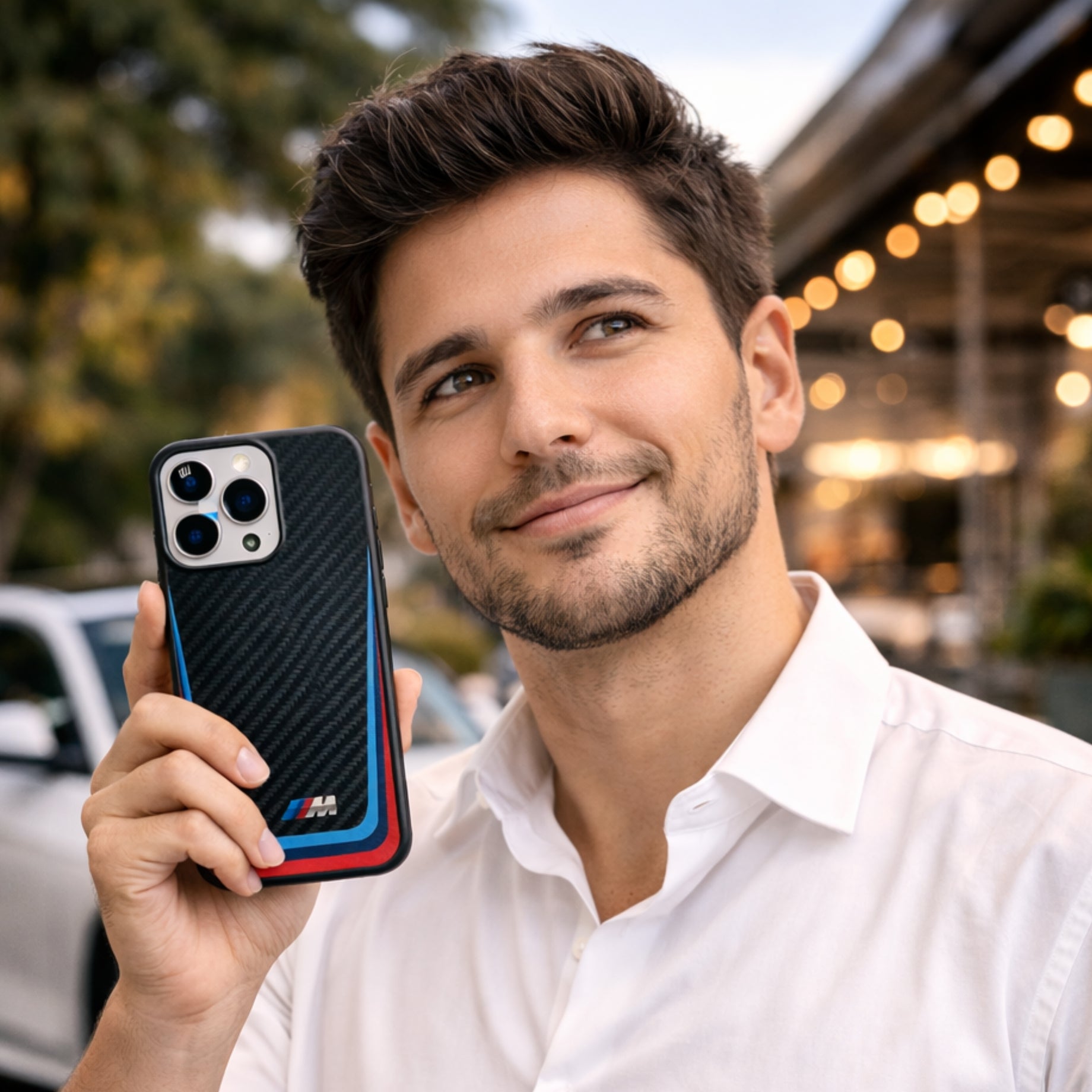 Protector iPhone 15 Pro Max BMW Tricolor Track Negro