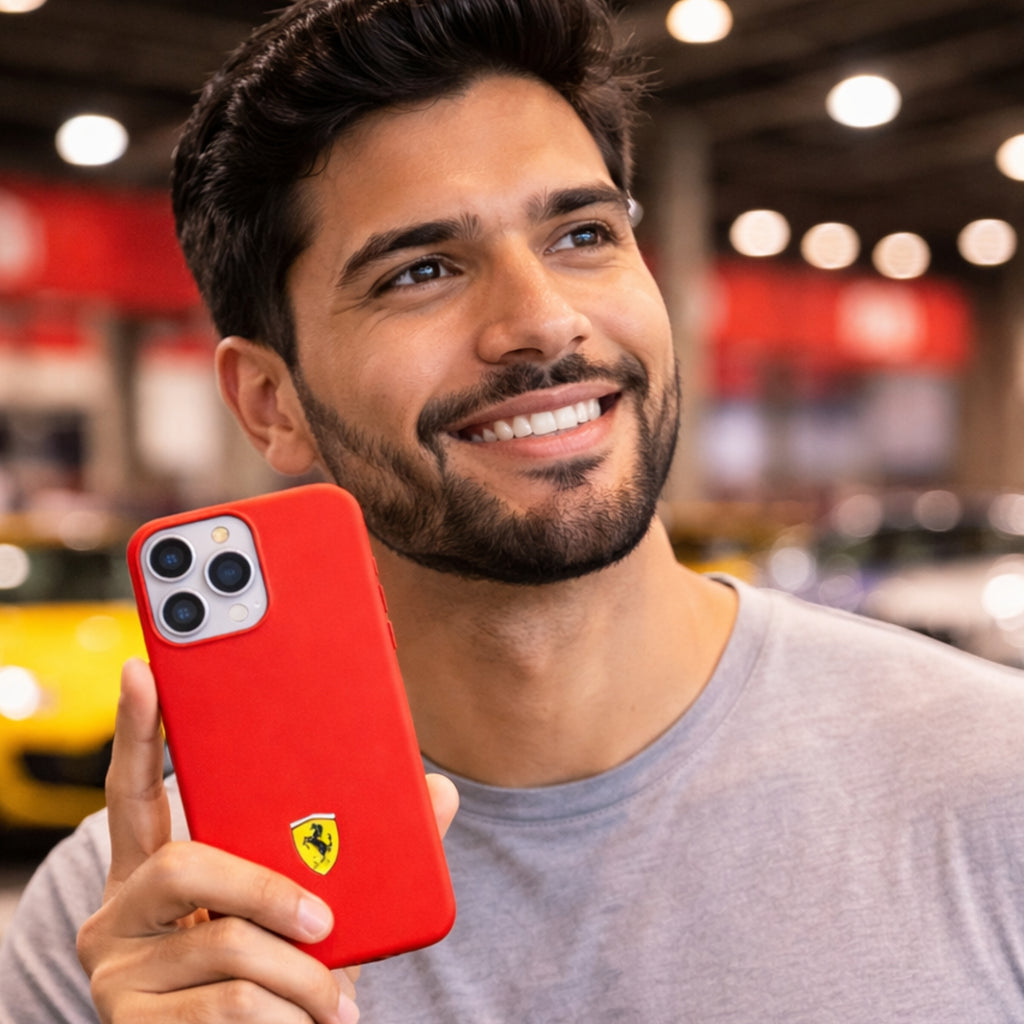 Protector iPhone 15 Pro Max FERRARI Smoked Magsafe Rojo