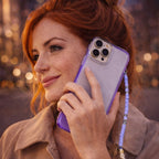 Protector iPhone 15 Pro Max GUESS Strap Translucent Morado