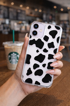 Protector iPhone 17 Cow and pastel bloom
