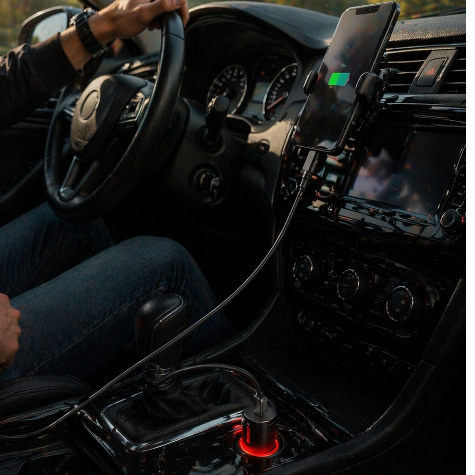 Cargador para Auto RoadCharge Pro Con Cable